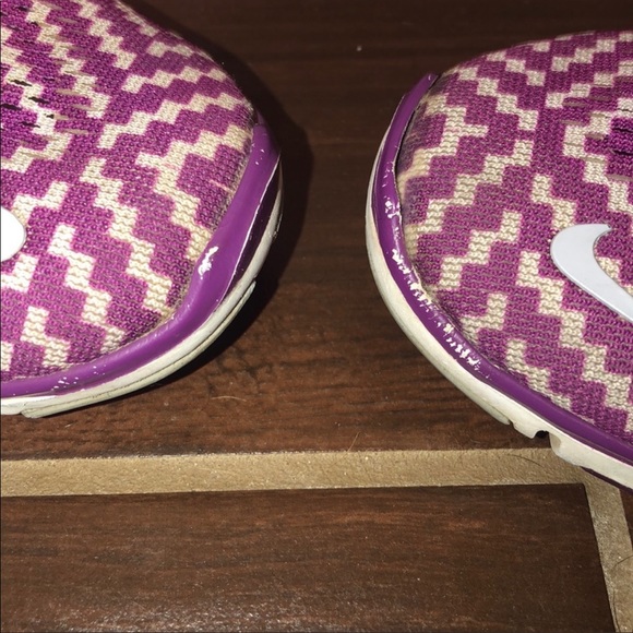 Used Nike sneakers - Picture 5 of 6